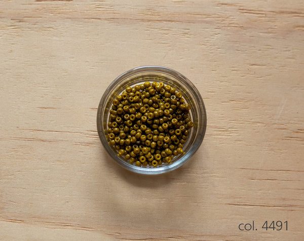 Miyuki seed beads - Shades of yellow and brown
