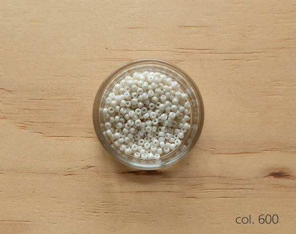Miyuki seed beads - Shades of black and white